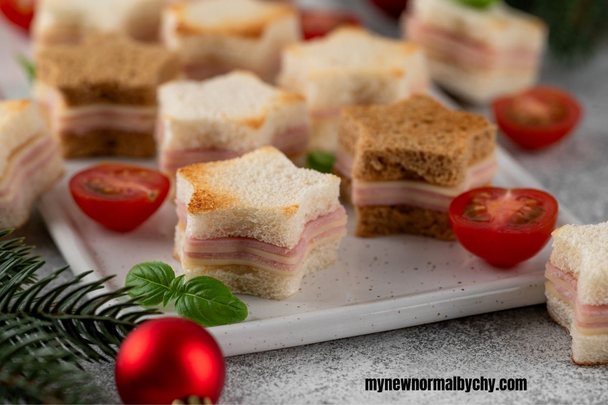 Christmas-shaped-sandwiches
