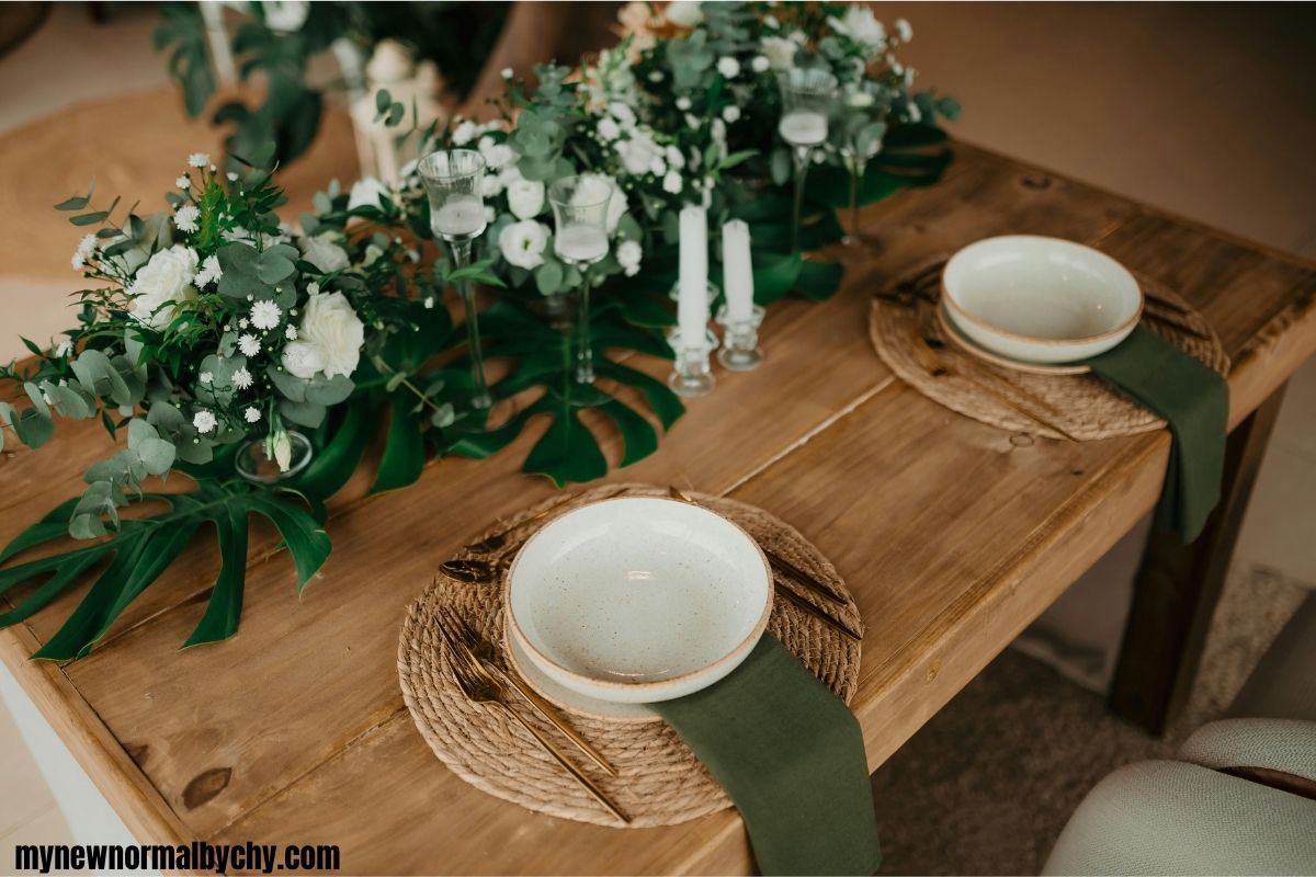 rustic-dinner-table-set-up