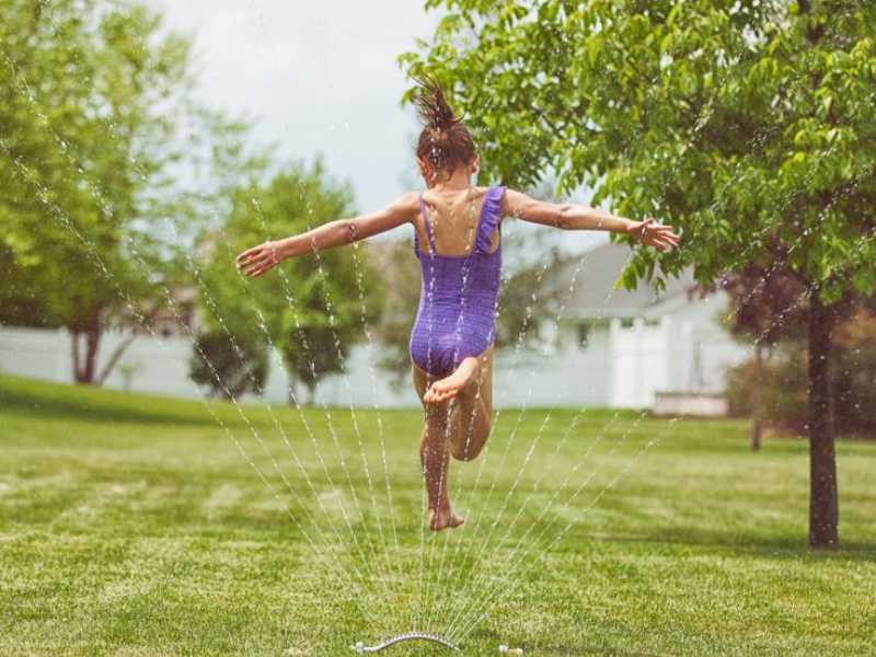Creative-Backyard-Play-Areas-for-Kids-on--Budget