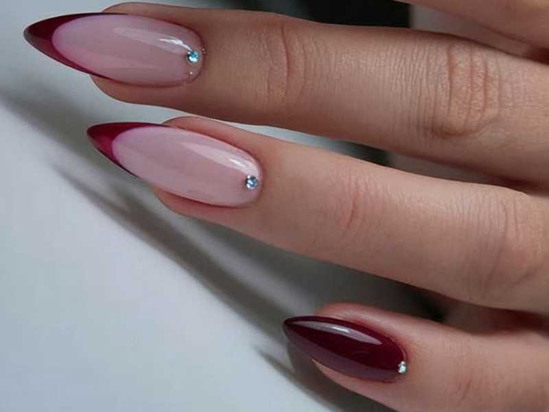 French-Tips-Nails