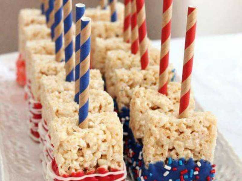Patriotic-Rice-Krispie-Treats.