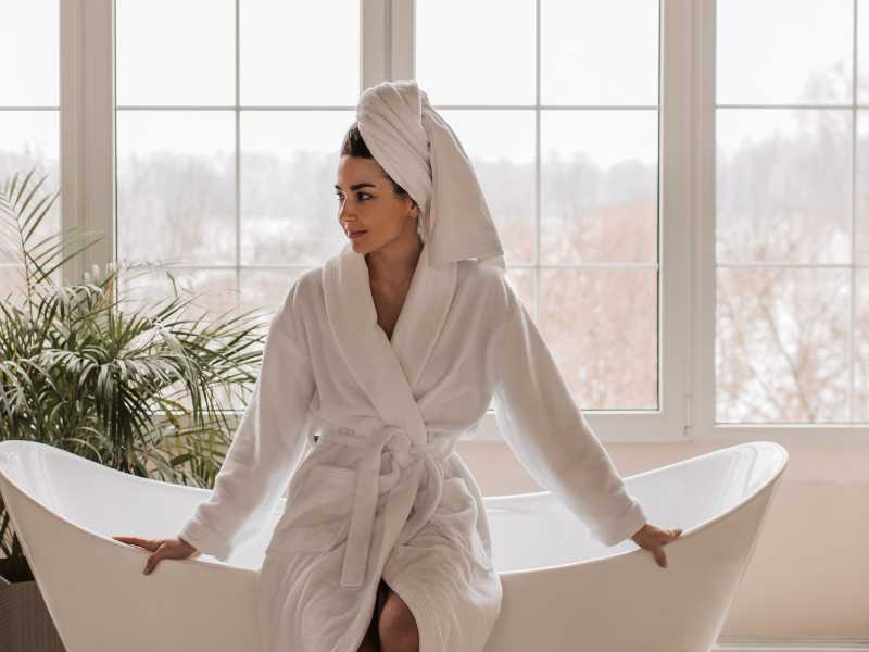 Plush-Robe-or-Towel-Warmer