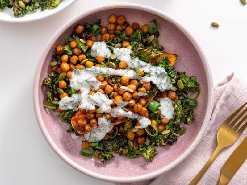 Roasted-Sweet-Potato-and-Chickpea-Bowl