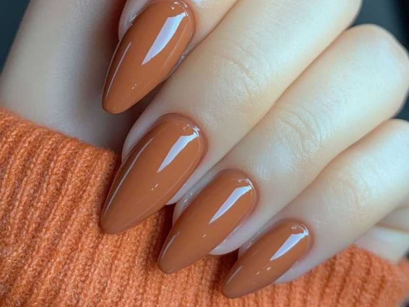 Short-Summer-Nail-Ideas-for-Moms