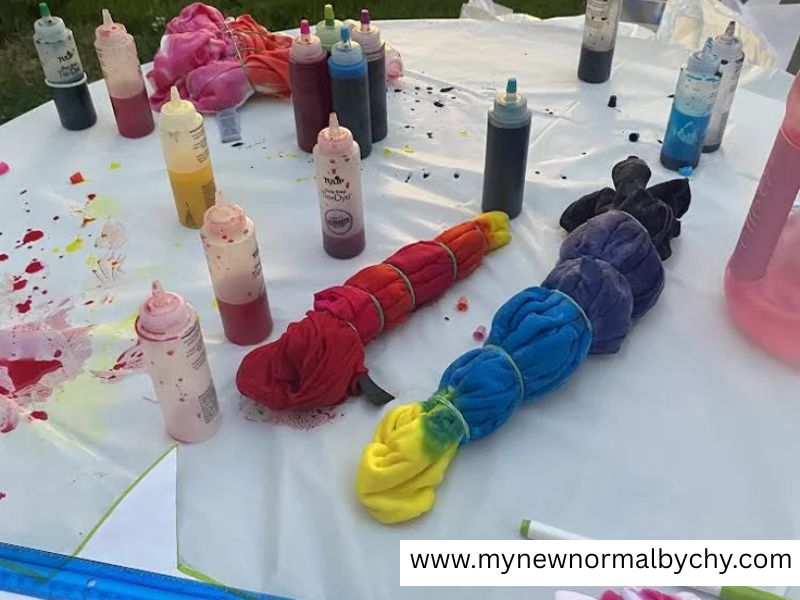 Tie-Dye-Station-Family-4th-of-July-Activities