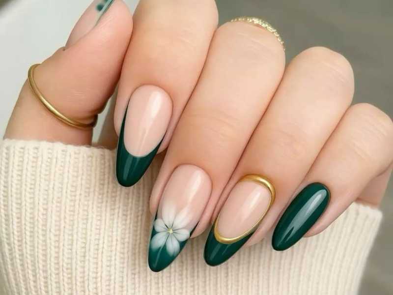 beach-nail-ideas-for-mom