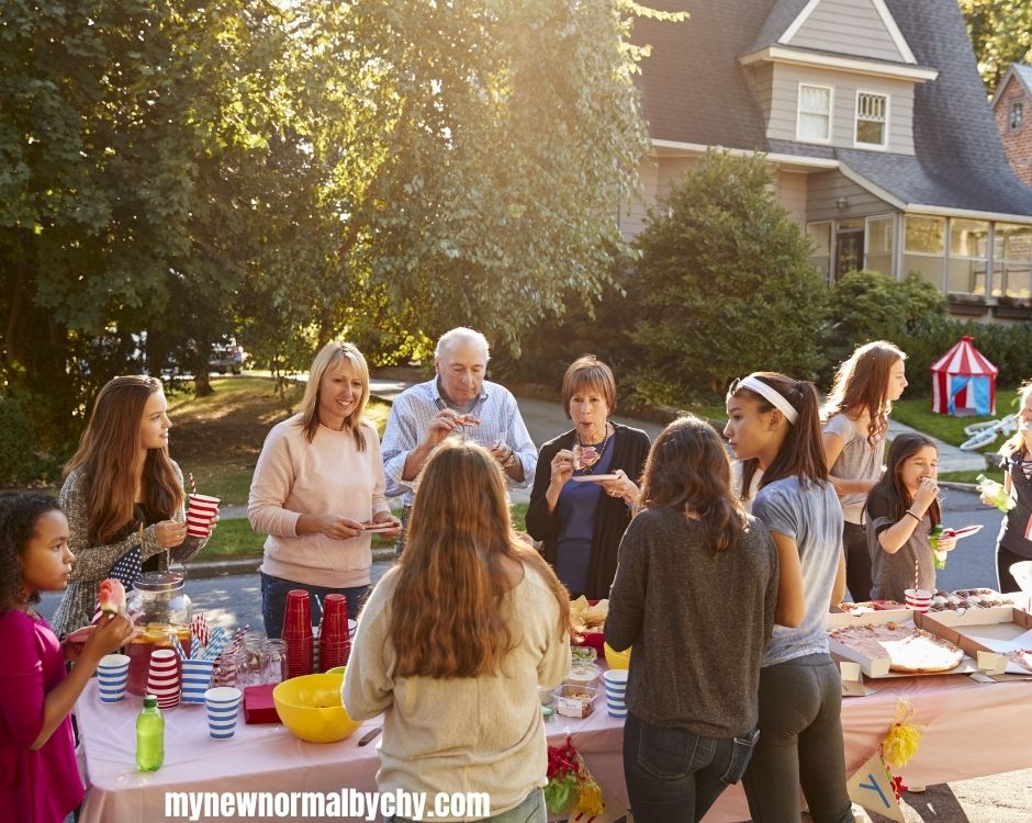 a-backyard-themed-graduation-party-budget-friendly-high-school-graduation-party-ideas