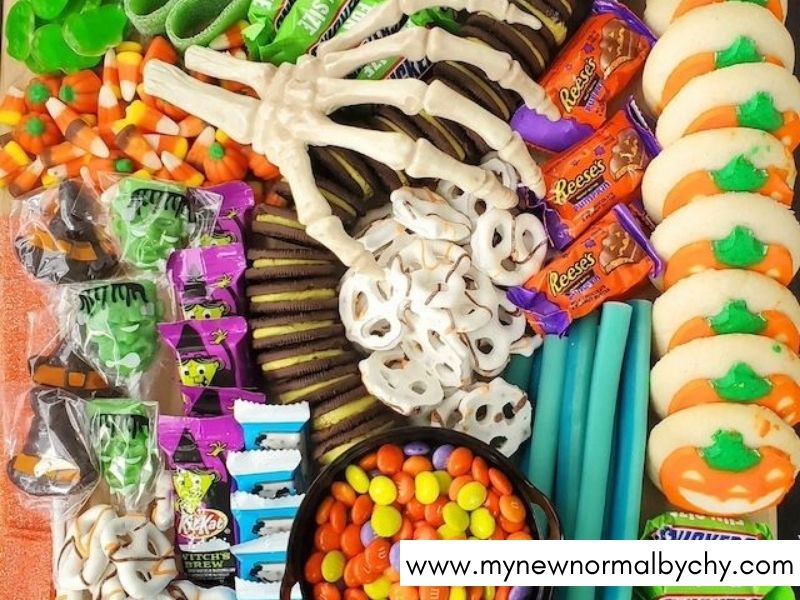 Candy-Lover's-Halloween-Board