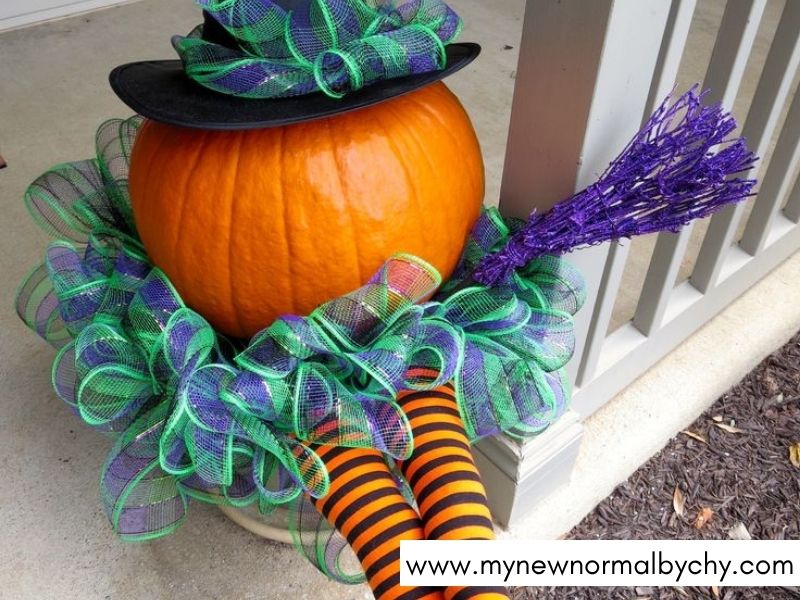 DIY-Halloween-Porch-Decorations-to-Make-Your-Home