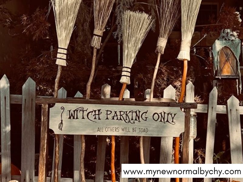 DIY-Halloween-Porch-Decorations-to-Make-Your-Home