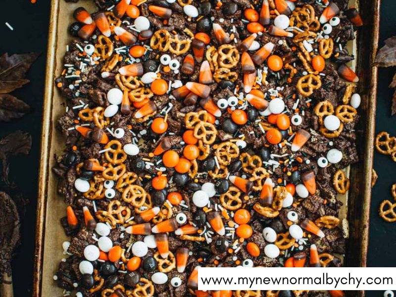 Halloween-Snack-Mix