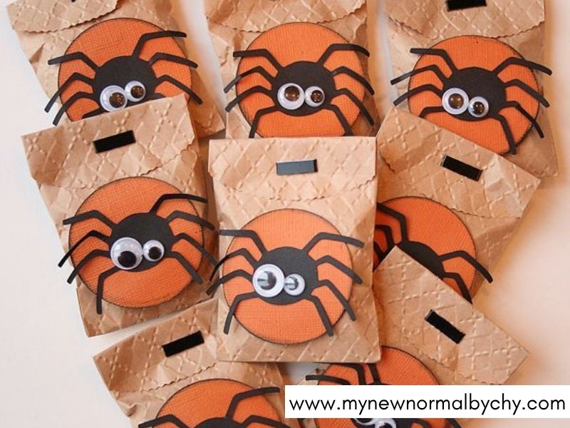 Halloween-Treat-Bag-Ideas