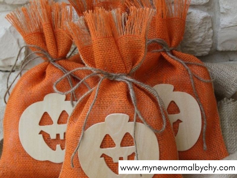 Halloween-Treat-Bag-Ideas