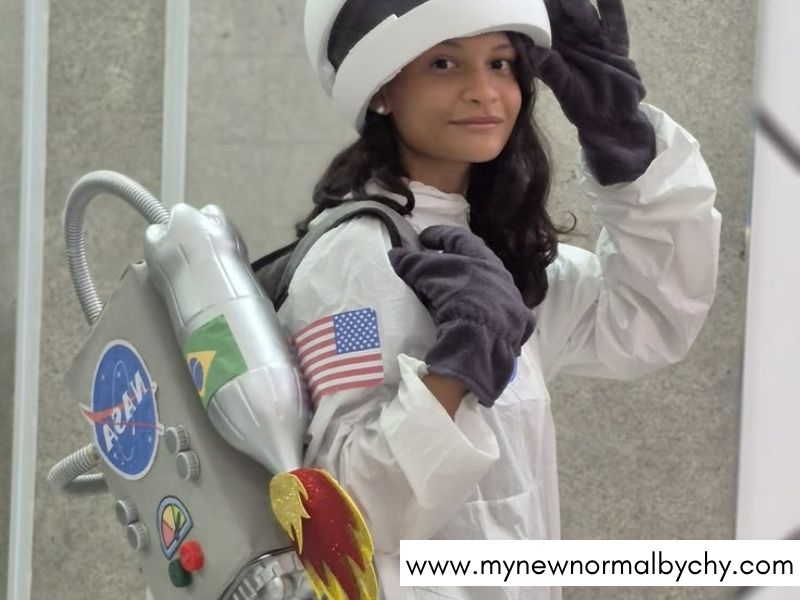 Non-Scary-Halloween-Costumes-for-Teachers