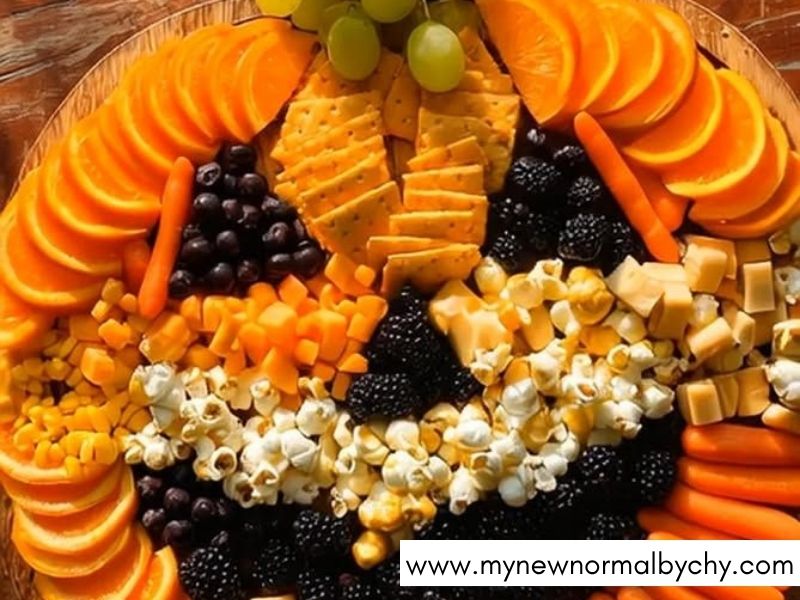 Pumpkin-Themed-Charcuterie-Board