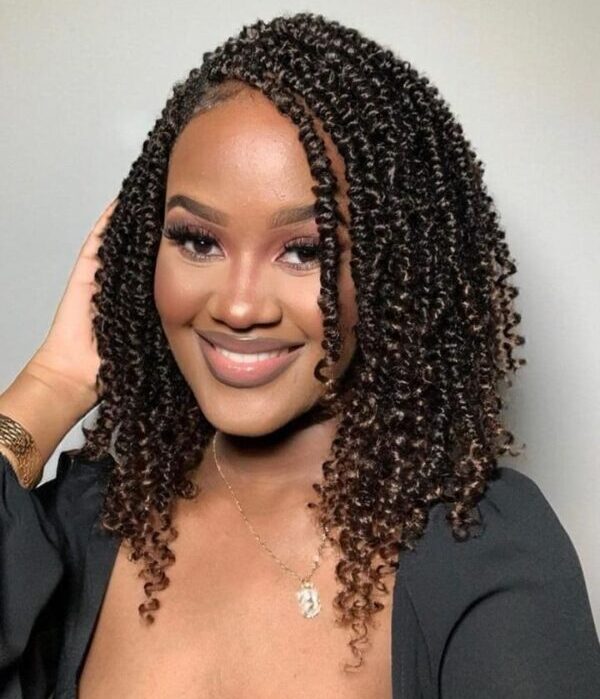Shoulder-lenght-passion-twist