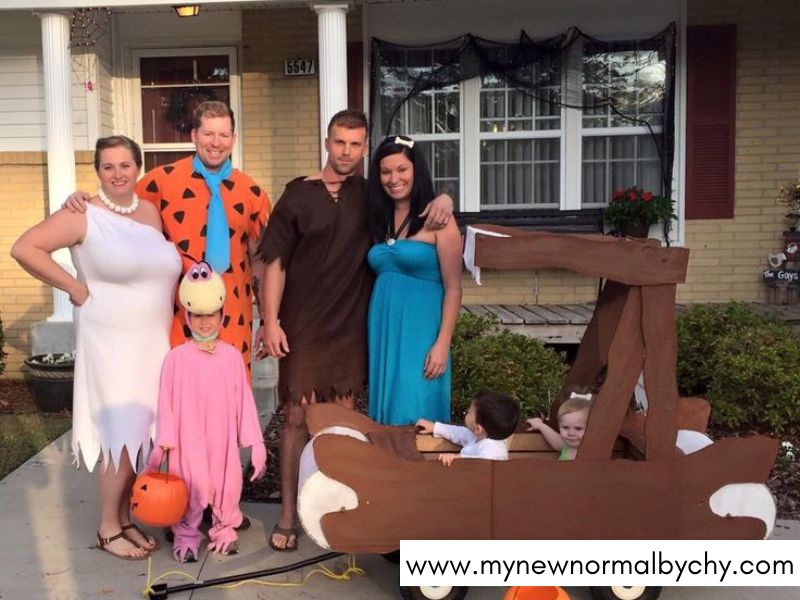 The-Flintstones-and-The-Rubbles-Family-Halloween-Costume-Ideas