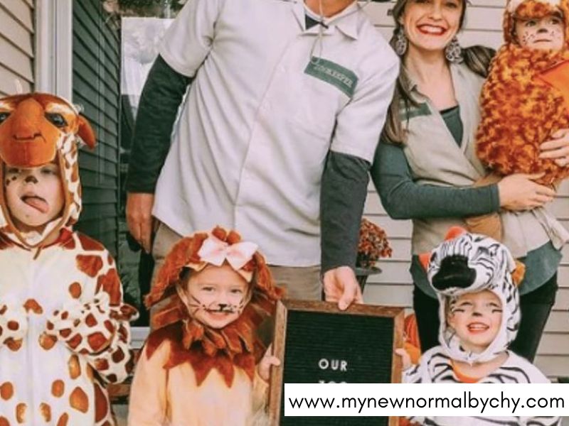 The-Zoo-Crew-Family-Halloween-Costume-Ideas
