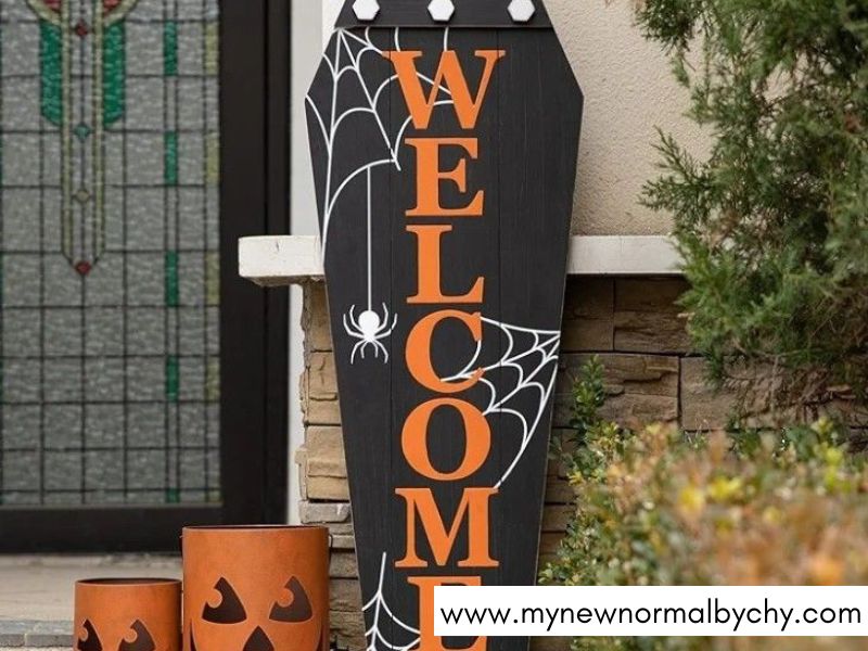 Wooden-Halloween-Welcome-Sign