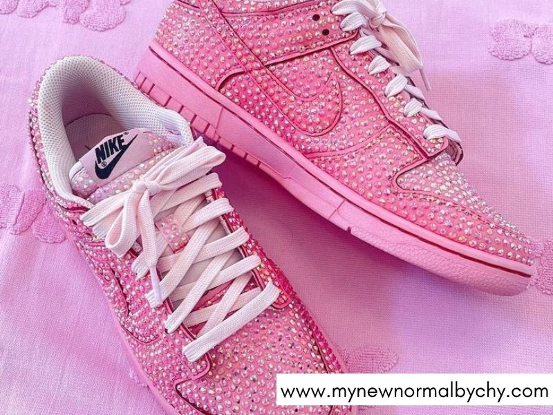 Resin-Rhinestones-Easy-DIY-Bedazzled-Shoes-for-Beginners