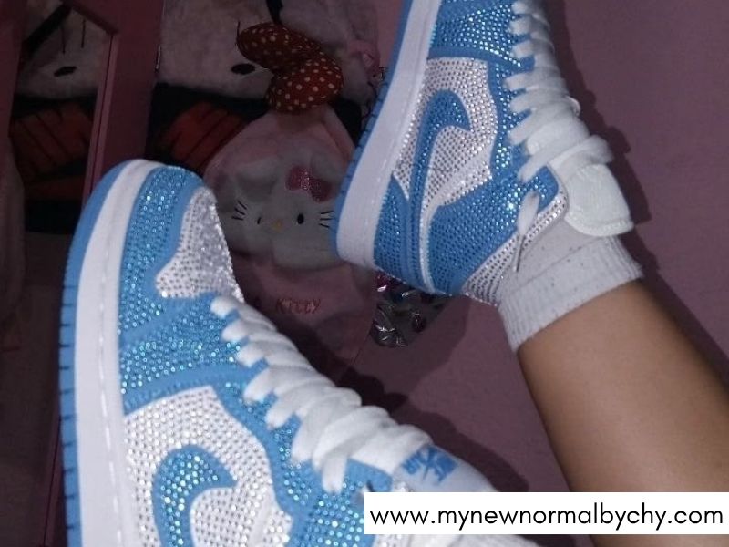 Something-Blue-Sneakers-Easy-DIY-Bedazzled-Shoes-for-Beginners