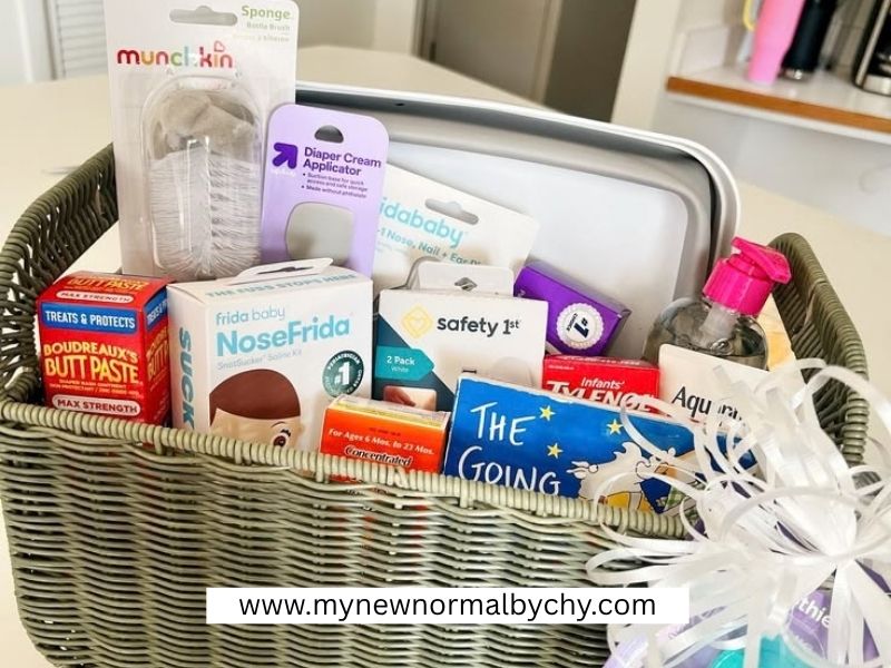 Bottle-Feeding-Essentials-Basket-Baby-Shower-Gift-Basket-Ideas-for-a-New-Mom-and-Baby