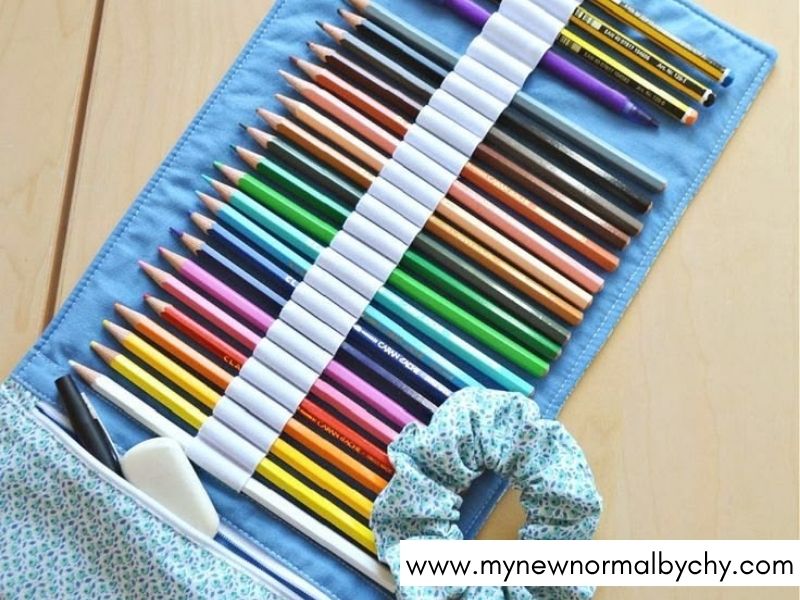 DIY-Airplane-Travel-Essentials-for-Families-Travelling-With-Kids