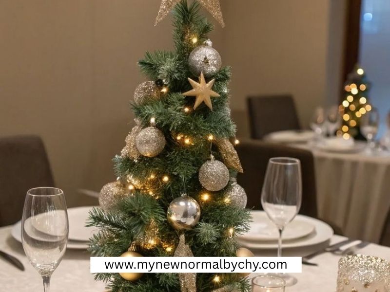 Christmas-Tree-Ideas-for-Small-Spaces-and-Apartments