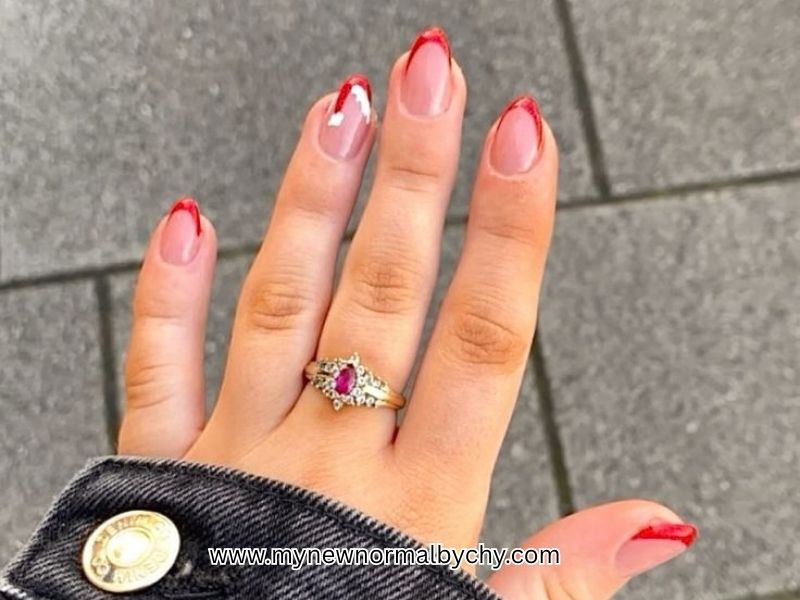 Cute-Christmas-Nail-Ideas-for-a-Festive-Holiday-Manicure
