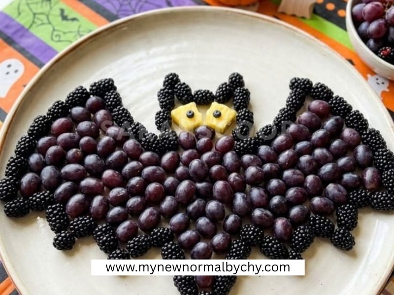 Spooky-Halloween-Fruit-Platter-Ideas