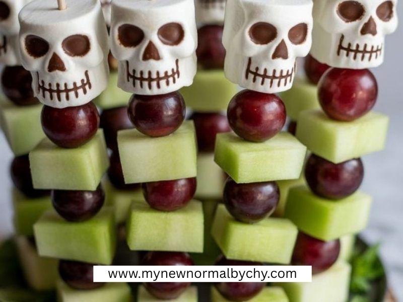 Spooky-Halloween-Fruit-Platter-Ideas